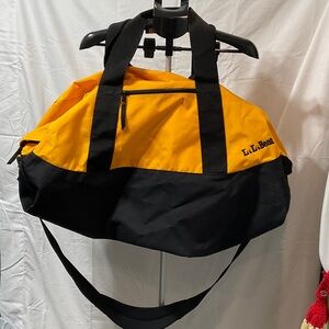 L.L. Bean Men's Duffel Bag in Yellow and Black